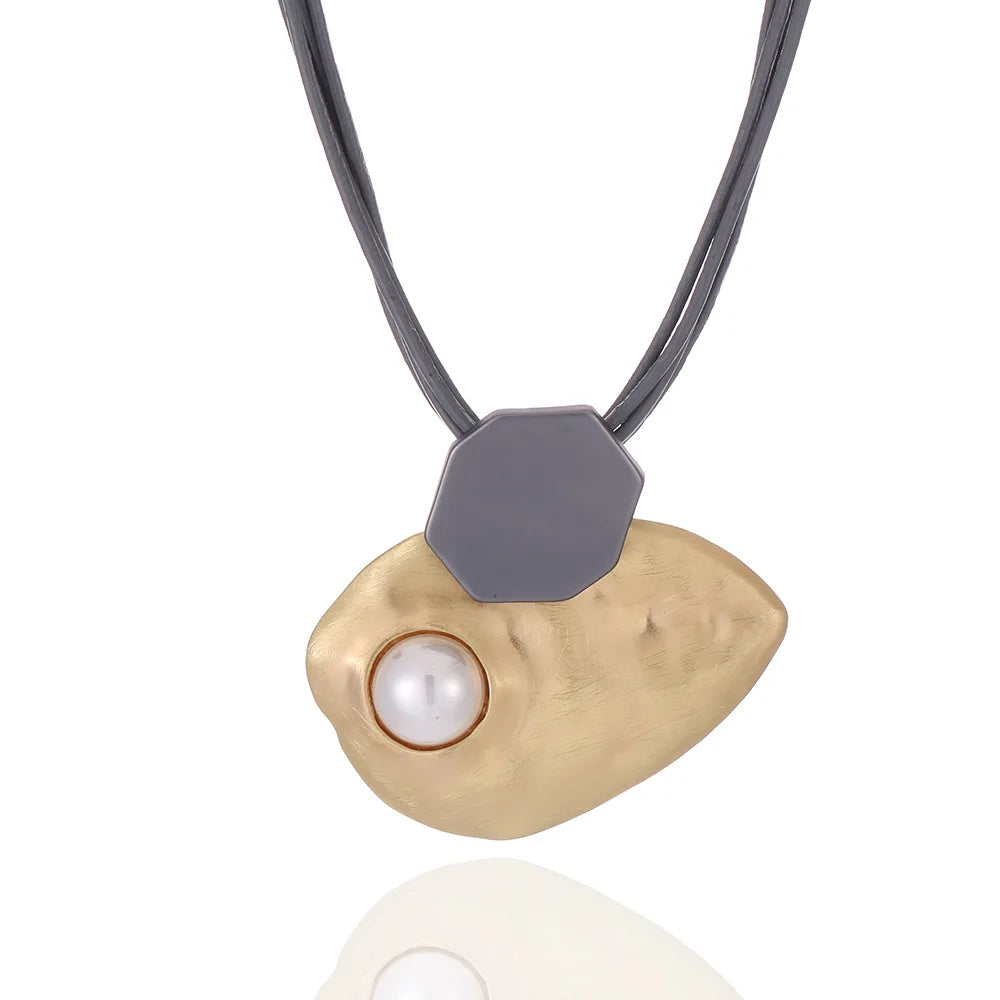 ALLYES Irregular Inlaid Pearl Choker Necklace for Women Vintage Geometric Metal Multilayer Leather Necklaces Clavicle Jewelry