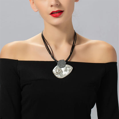 ALLYES Irregular Inlaid Pearl Choker Necklace for Women Vintage Geometric Metal Multilayer Leather Necklaces Clavicle Jewelry