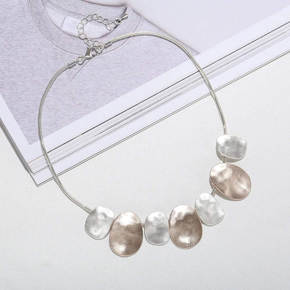 ALLYES Creative Two Tone Hammered Matte Metal Necklace for Women Vintage Geometric Choker Sweater Chain Necklaces Party Jewelry