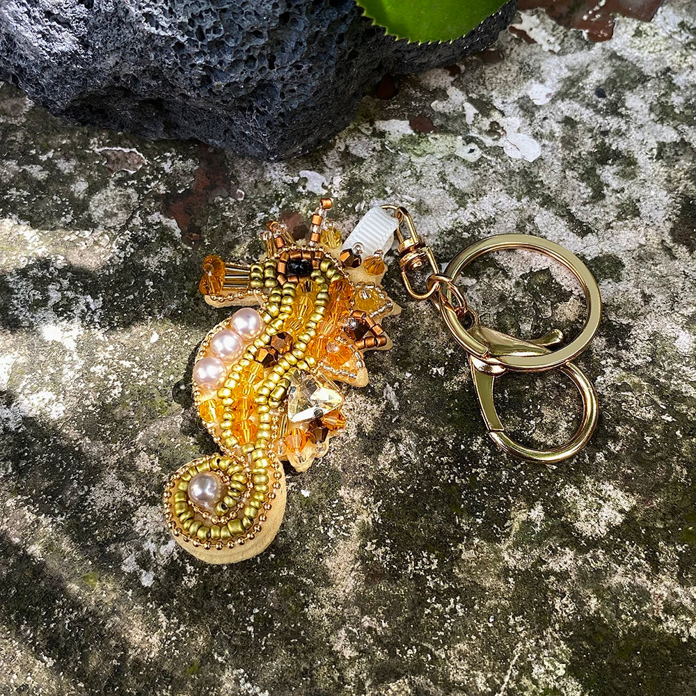 ALLYES Chic Beads Hand-sewn Seahorse Keychain, Delicate Mobile Phone Handbag Hanging, Charms Keyring Accessories