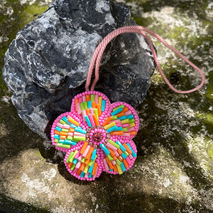ALLYES Delicate Colorful Multilayer Tube Beads Hand-sewn Flower Keychain, Fashion Mobile Phone Handbag Hanging Charms Keyring