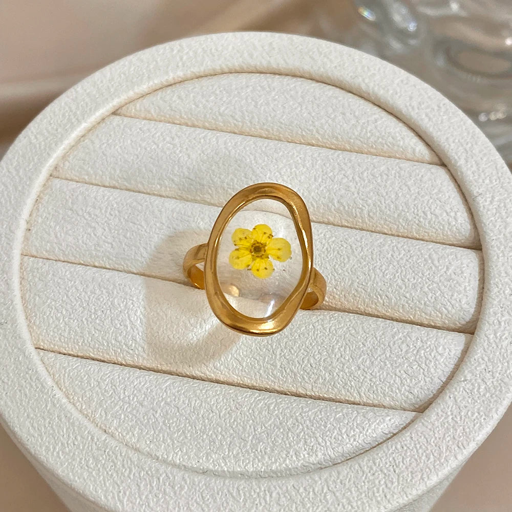 ALLYES Vintage Natural Yellow Flower Open Rings for Women Elegant Gold Plated Stainless Steel Finger Ring Party Jewelry Gifts