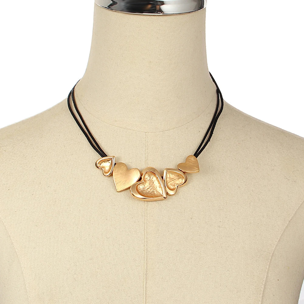 ALLYES Irregular Love Heart Leather Necklace for Women Boho Choker Sweater Chain Fall Winter Accessories Valentine's Day Gift