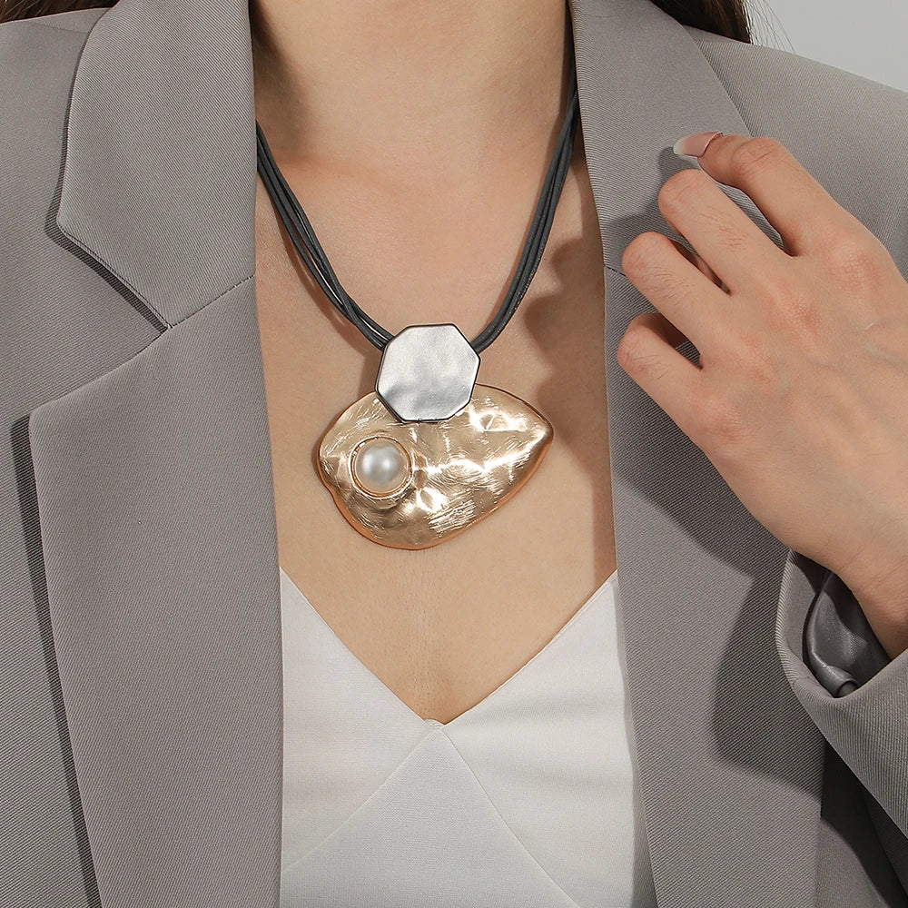 ALLYES Irregular Inlaid Pearl Choker Necklace for Women Vintage Geometric Metal Multilayer Leather Necklaces Clavicle Jewelry