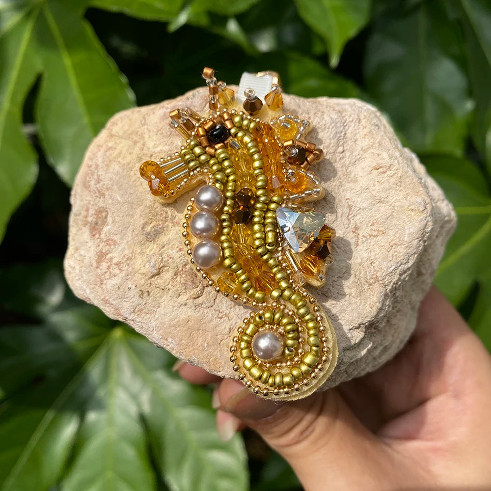 ALLYES Chic Beads Hand-sewn Seahorse Keychain, Delicate Mobile Phone Handbag Hanging, Charms Keyring Accessories