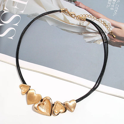 ALLYES Irregular Love Heart Leather Necklace for Women Boho Choker Sweater Chain Fall Winter Accessories Valentine's Day Gift