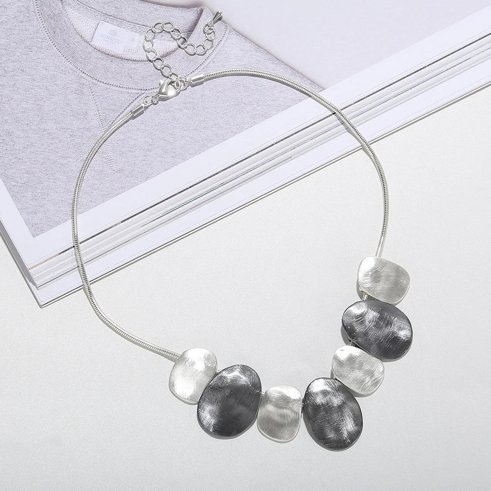 ALLYES Creative Two Tone Hammered Matte Metal Necklace for Women Vintage Geometric Choker Sweater Chain Necklaces Party Jewelry